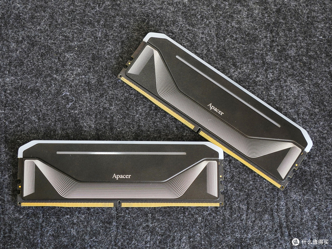 涨价时期的妥协:245k+5060Ti+双屏海景房机箱的装机方案
