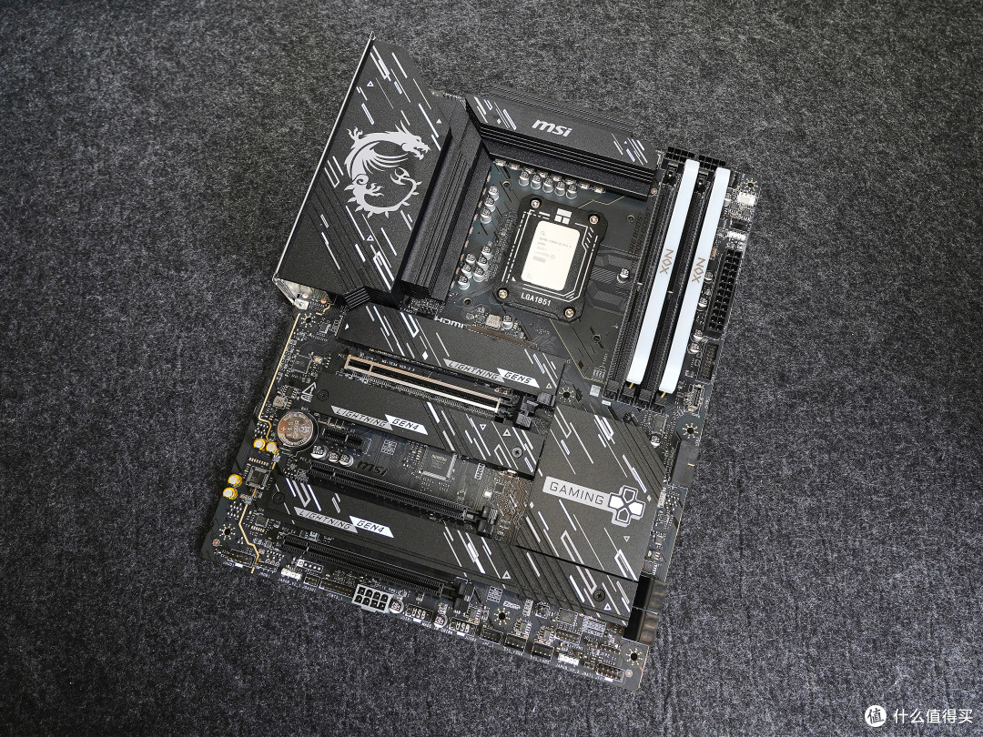 涨价时期的妥协:245k+5060Ti+双屏海景房机箱的装机方案