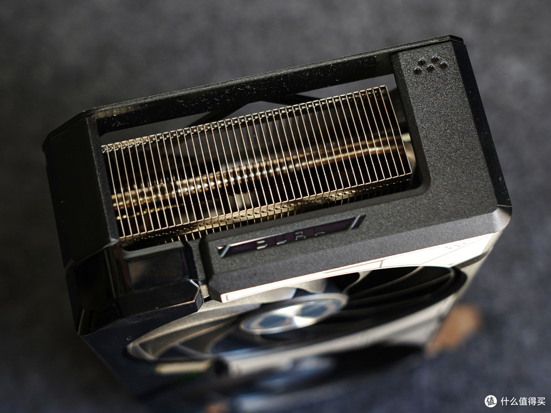 涨价时期的妥协:245k+5060Ti+双屏海景房机箱的装机方案