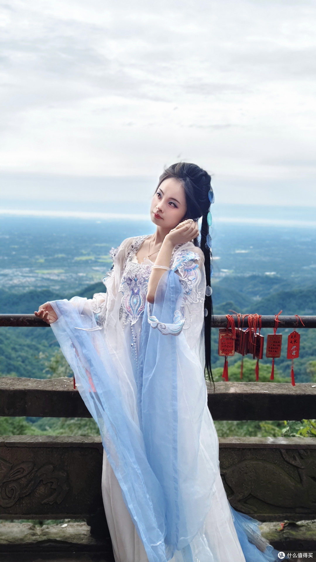 十二深衣・汐幔|一袭蓝白仙袂,赴一场山水古意之约
