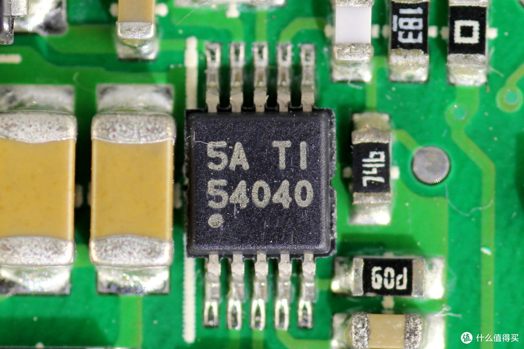 支持N+1冗余并联，光宝550W服务器电源拆解