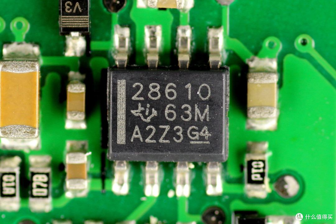 支持N+1冗余并联，光宝550W服务器电源拆解