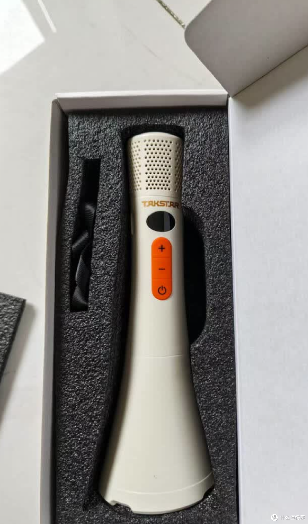 自带音箱的全能麦！得胜DA8一支搞定扩音、演讲、K歌