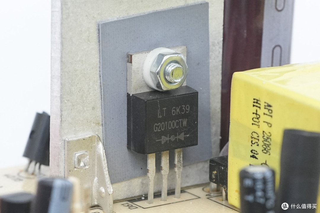 美国电源芯片大厂方案加持，康舒180W PC电源拆解
