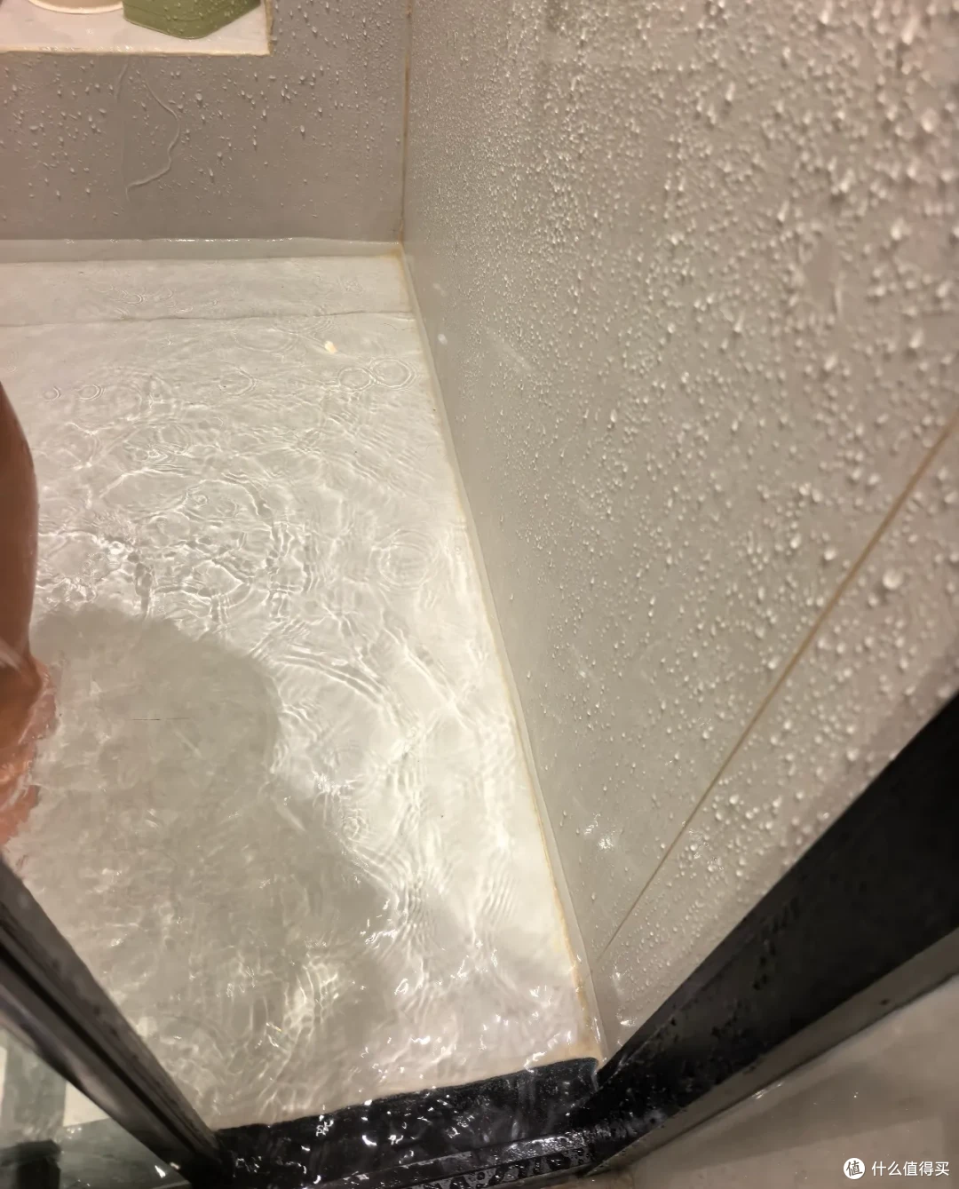 洗完澡积水很多,该怎么解决?一次性说个明白