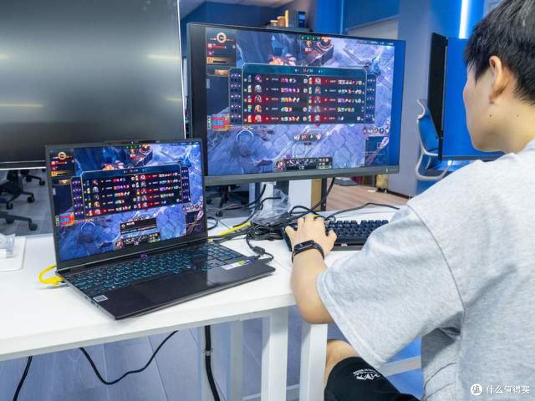 机械革命为什么越来越受欢迎？来说说它的玩家实验室