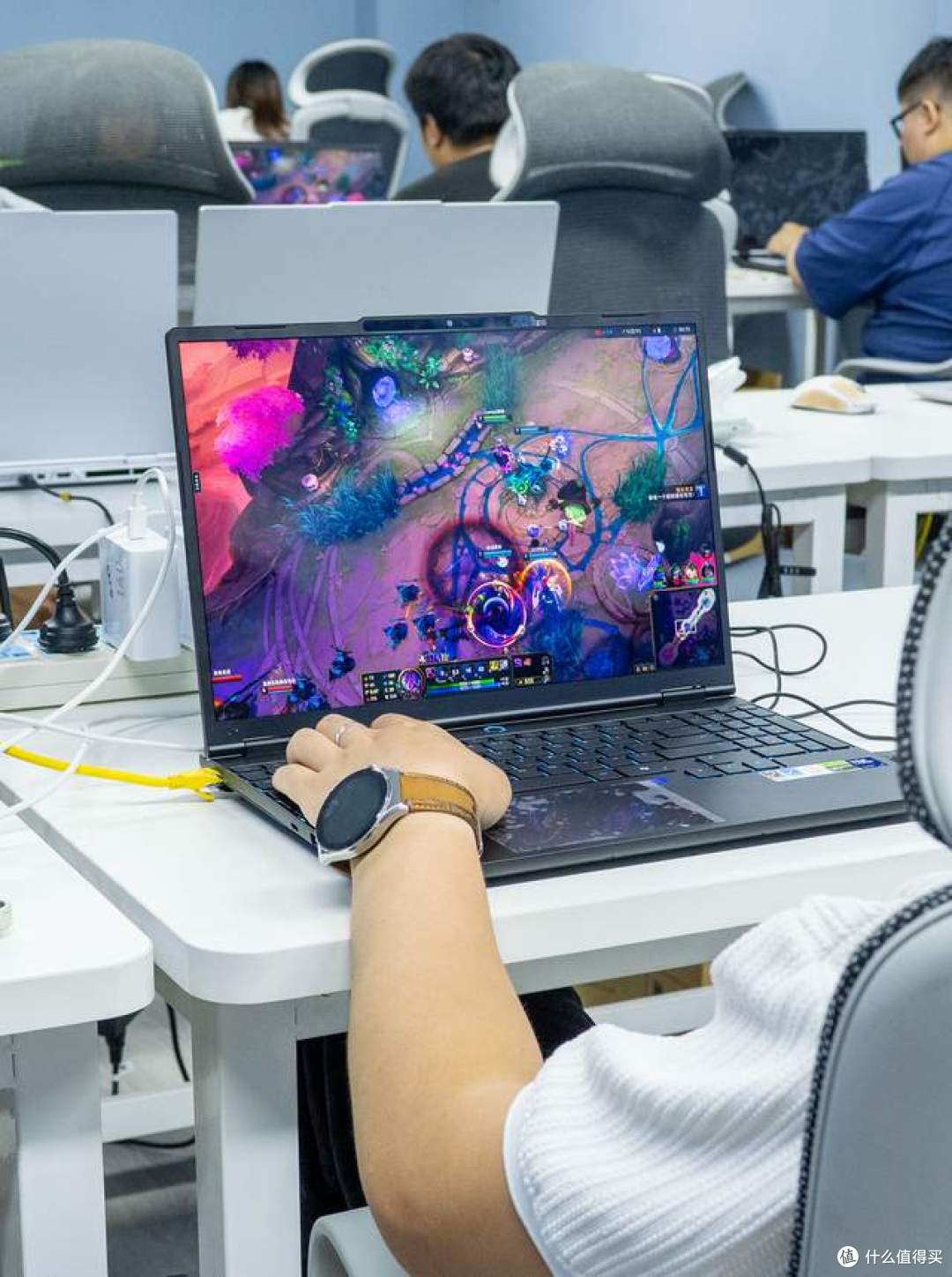 机械革命为什么越来越受欢迎？来说说它的玩家实验室