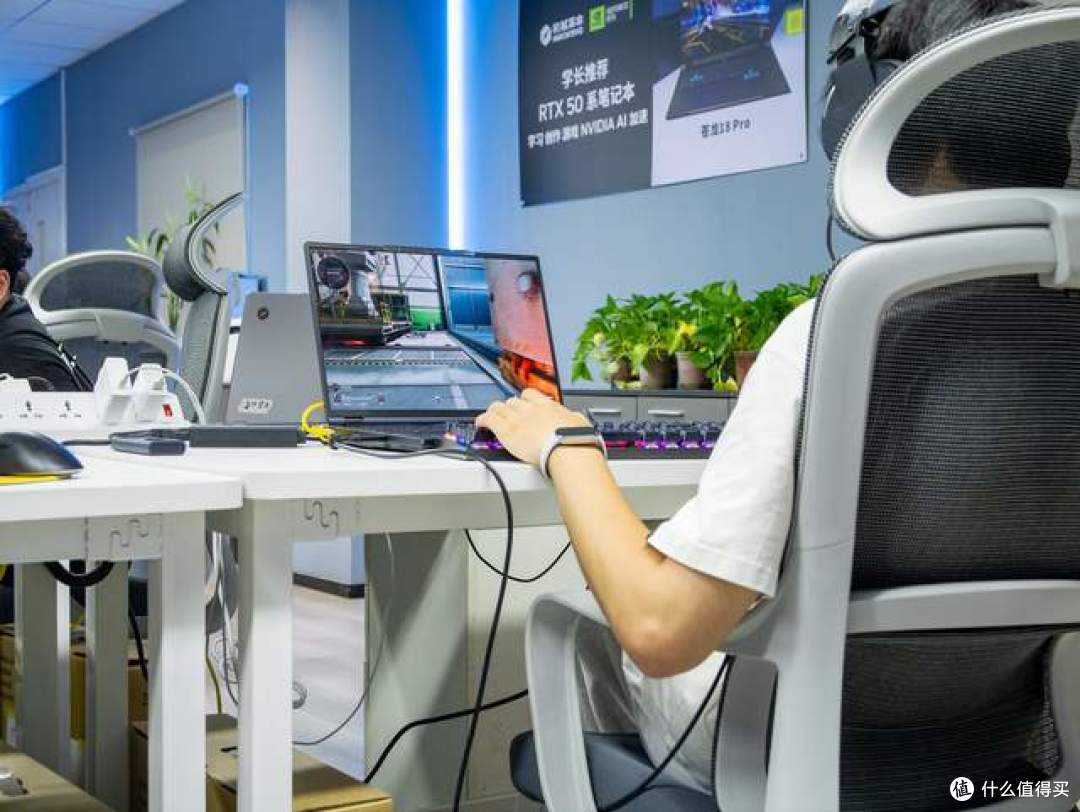 机械革命为什么越来越受欢迎？来说说它的玩家实验室