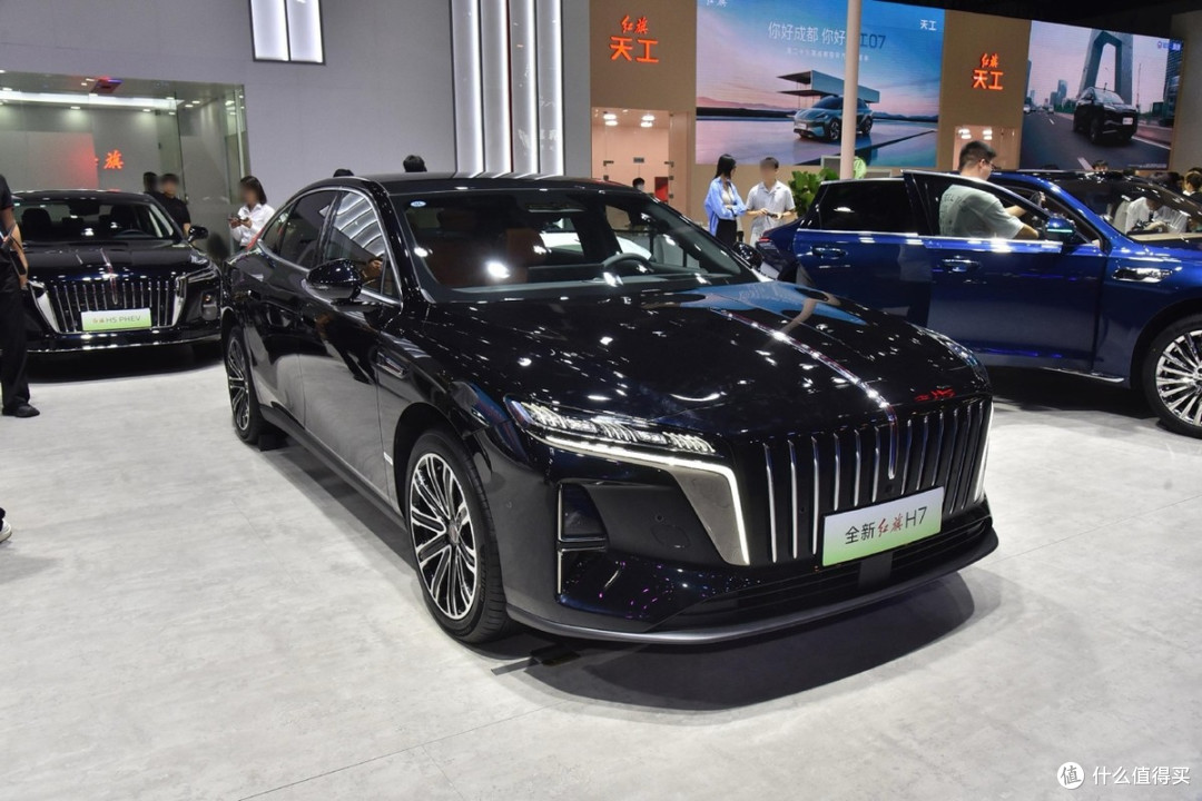 一天上市6款车,比亚迪、理想、奔驰、红旗、吉利集体推新车