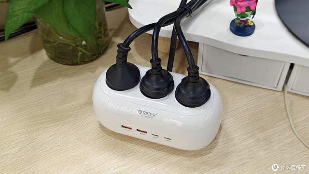 工位插座不够用?奥睿科小白插排来解决!