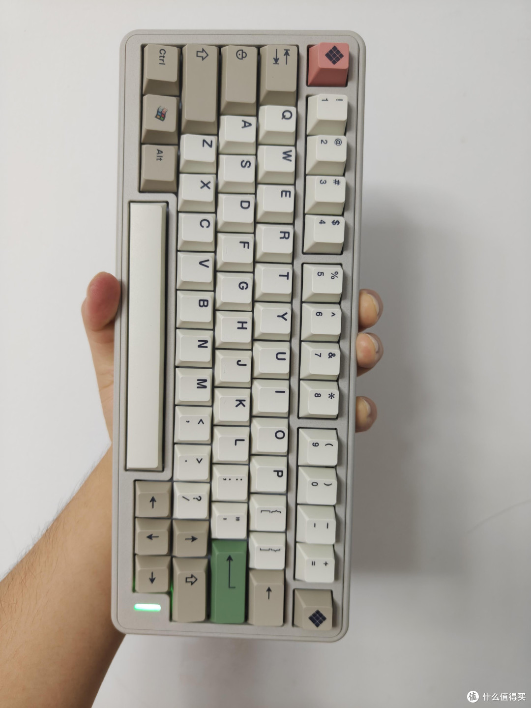 Magic60键盘兼顾紧凑与方向键