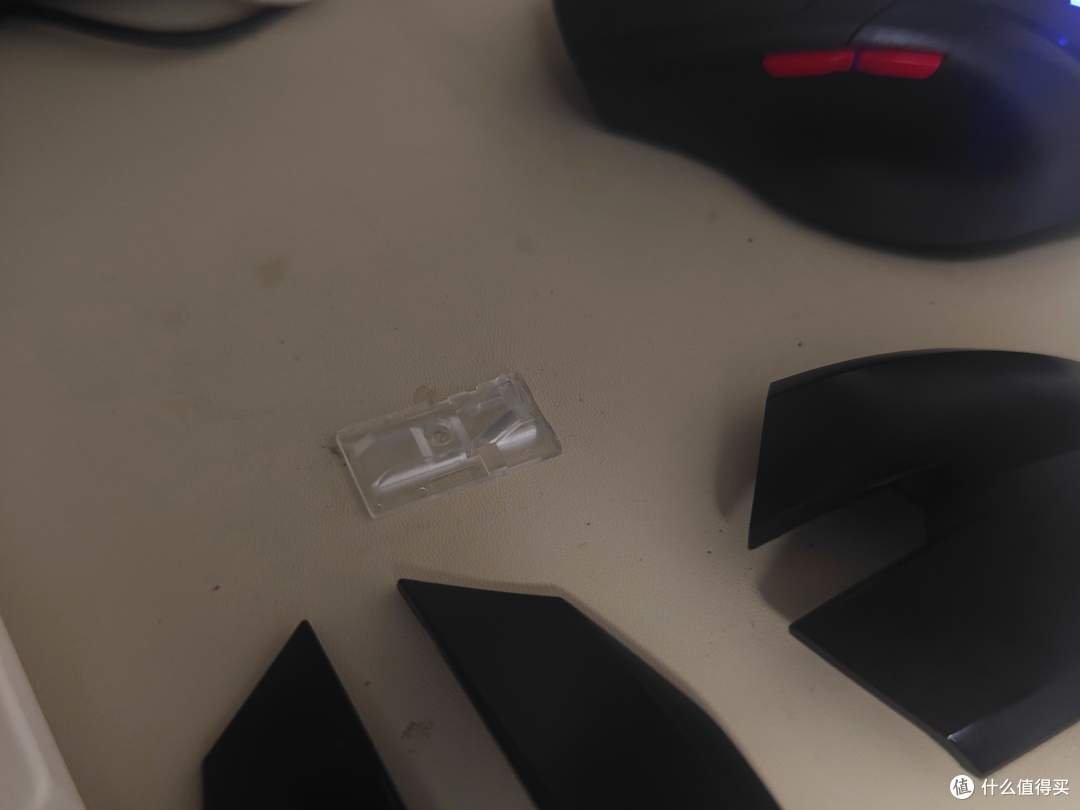 我不会告诉你我又拆了一遍就是为了这个小透光片儿的