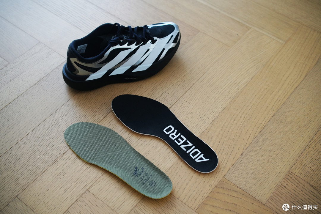 悦跑圈排第一的阿迪ADIZERO EVO跑鞋最大缺点改造,我只花了8.96元