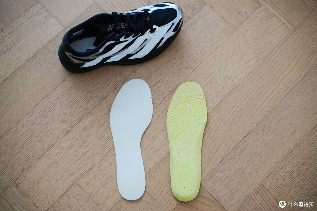 悦跑圈排第一的阿迪ADIZERO EVO跑鞋最大缺点改造,我只花了8.96元