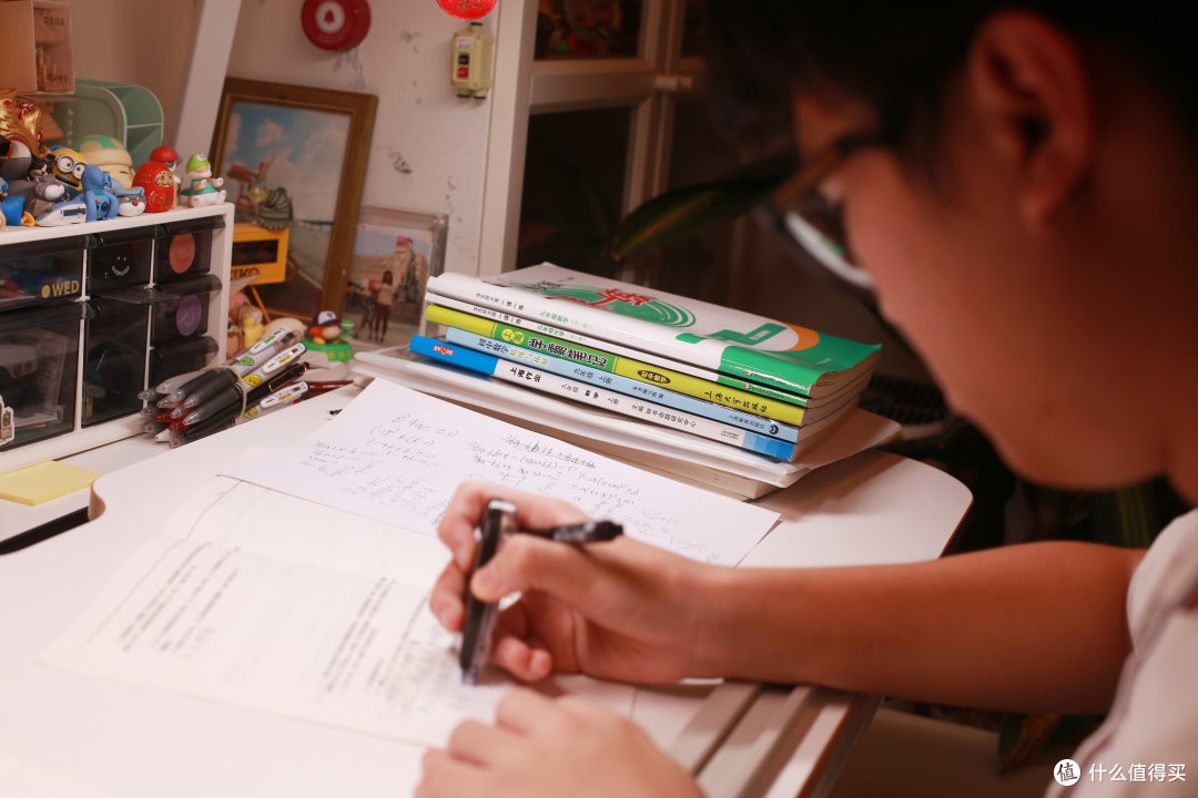 家和万事兴,成者AI一点通作业扫描批改机搞定陪读矛盾