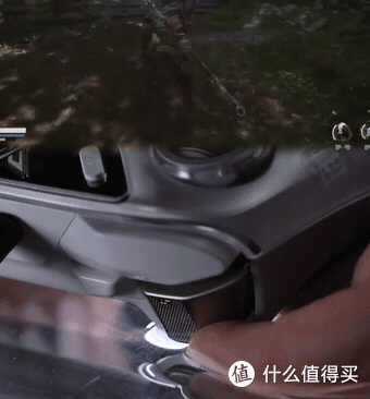 再进化!飞智八爪鱼6Pro影之刃零测评!:TMR+四驱触觉 这波怎么样