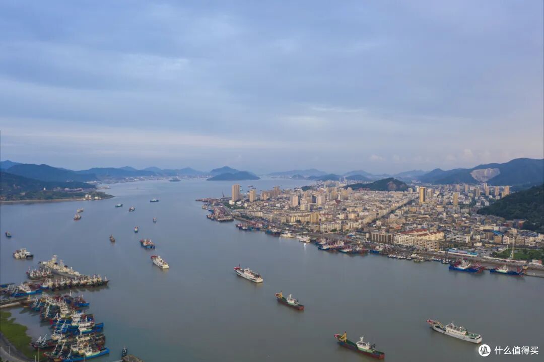 跨海地铁开通,东海全面开捕,泼天流量终于轮到了这个山海小城