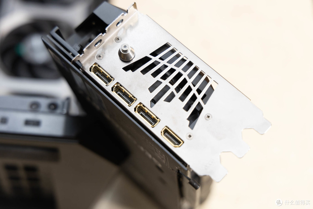 装机分享,奔跑者Runner 32GB(16G×2)瞬影DDR4套装表现如何
