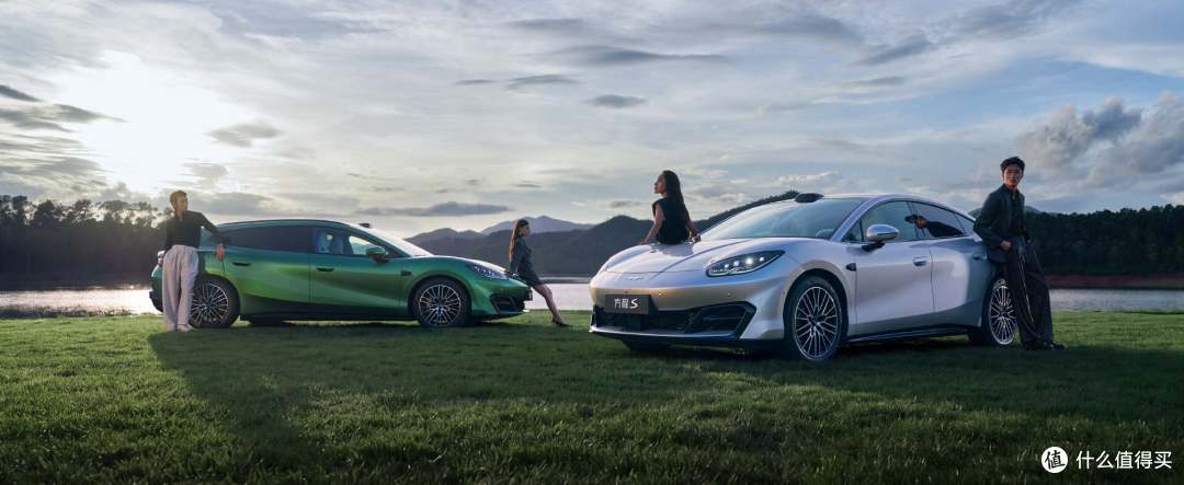 18.99 万买 3.6 秒四驱 + 900km 续航，方程 S 是来掀桌子的
