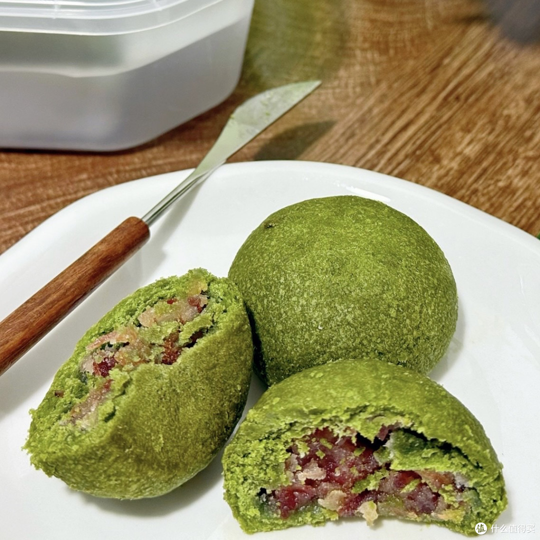 晒晒我的中秋月饼✨抹茶云腿，甜咸口爱好者集合～