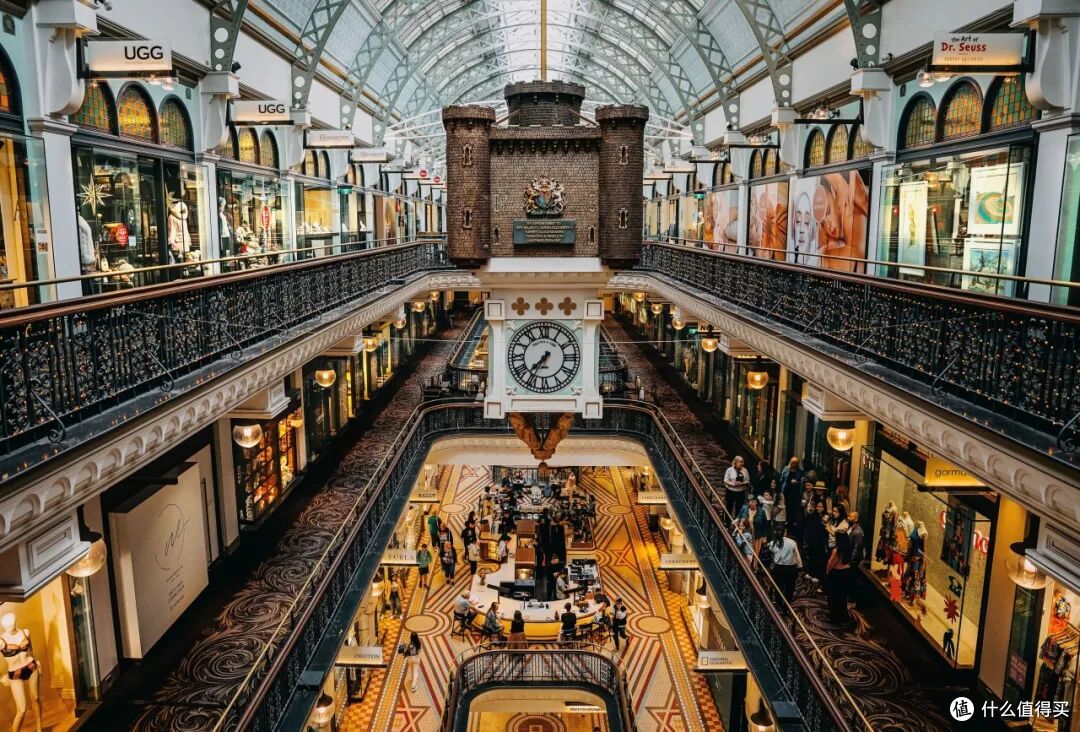 ● Queen Victoria Building, Sydney, New South Wales  📷 / © Vicinity Centres