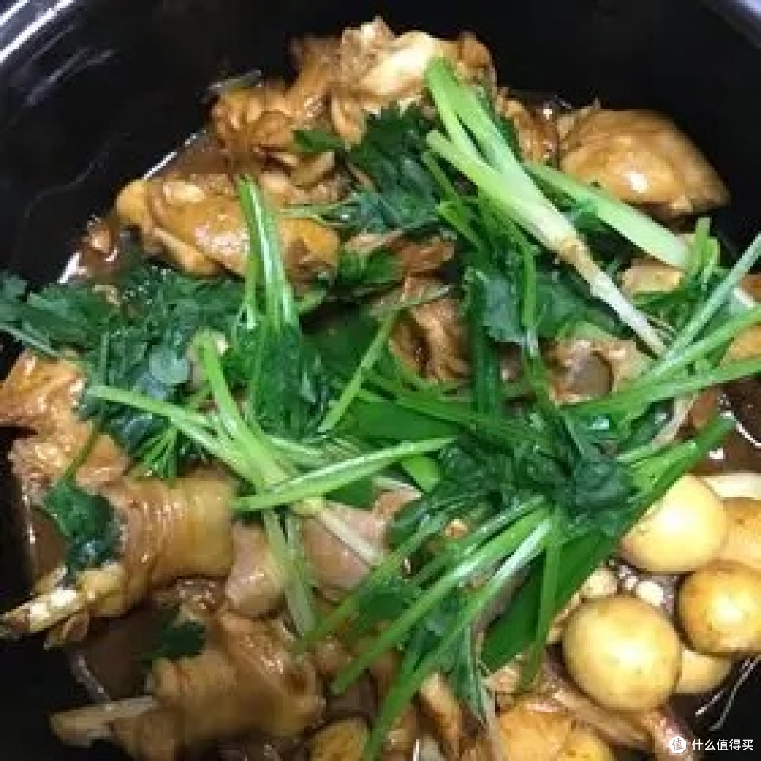 砂锅里的粤式鲜香——沙姜焗鸡