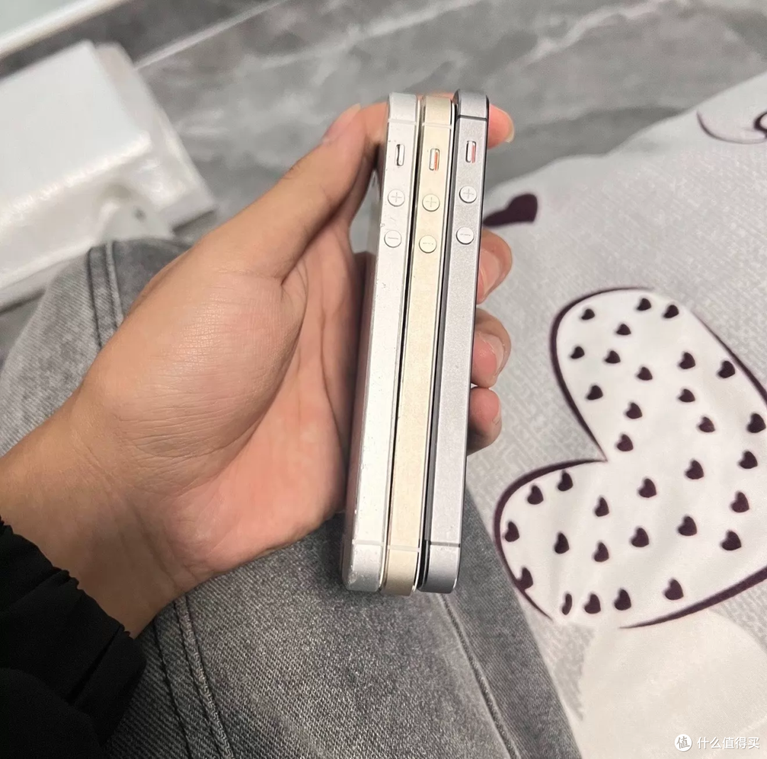 60块的iPhone 5s当CCD平替,插上卡还能打电话吗