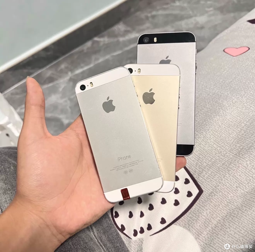60块的iPhone 5s当CCD平替,插上卡还能打电话吗
