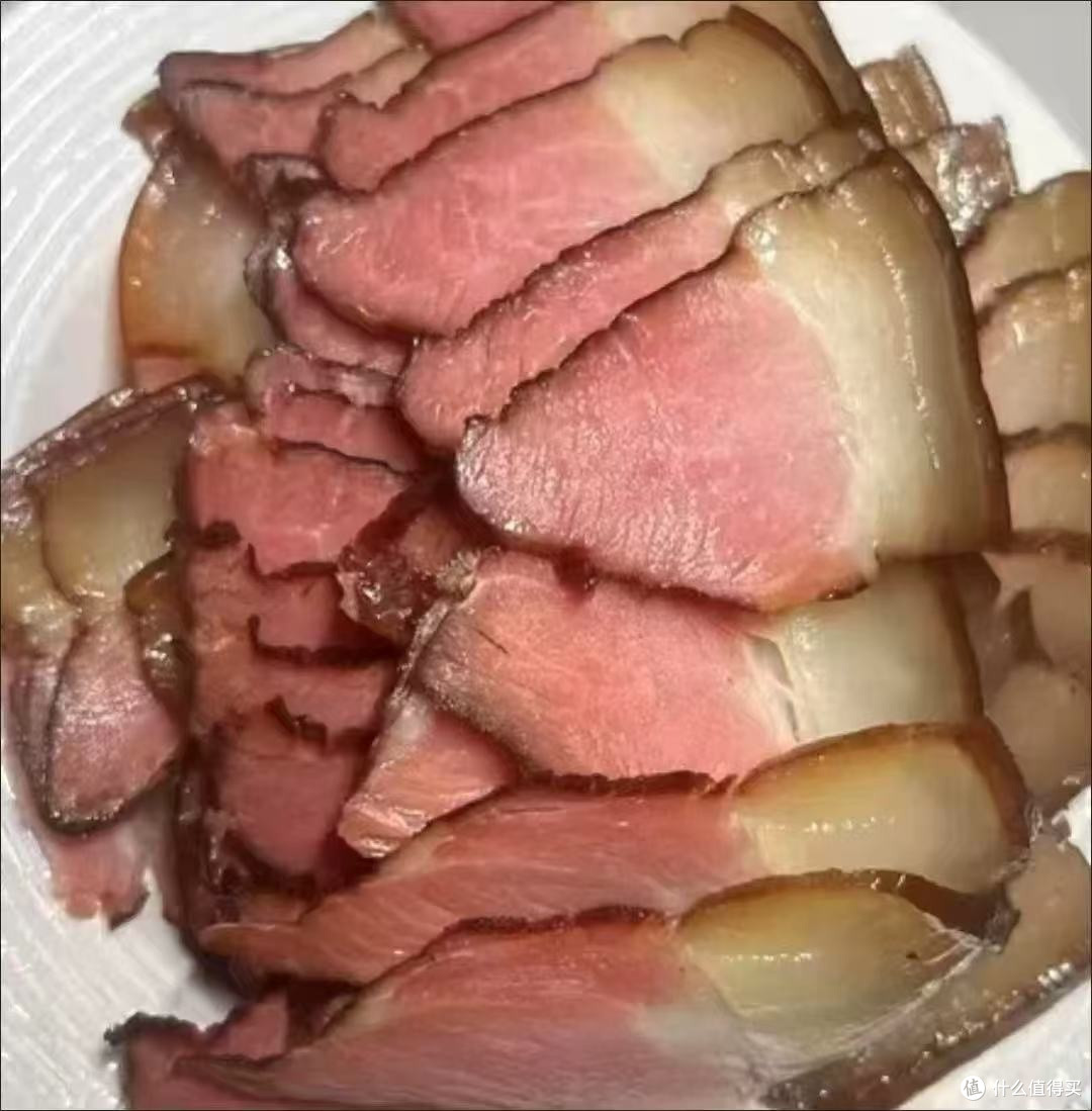 深山松柏熏腊肉,贵州土猪五花好