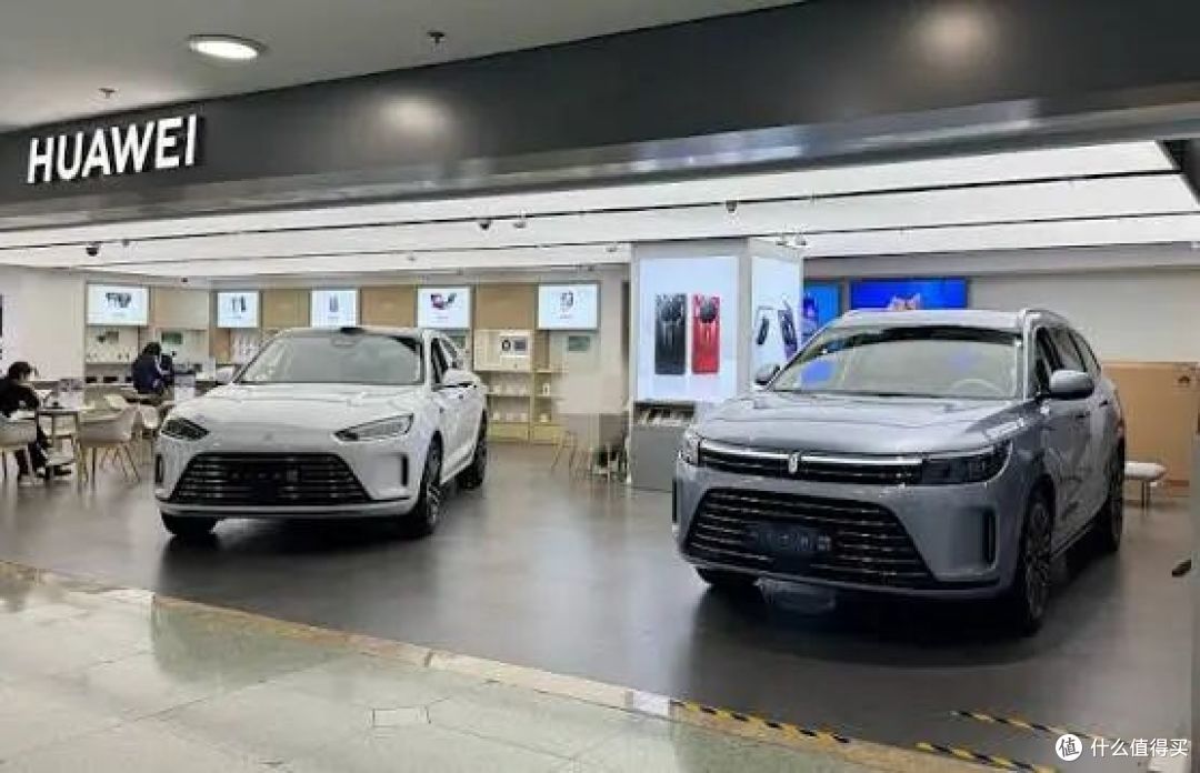 问界没“退群”,但华为真的不主导了?