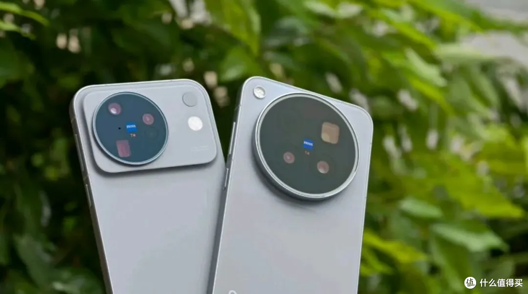 vivo X300Ultra开启涨价,最高涨2000元!直逼iPhone 18 Pro系列