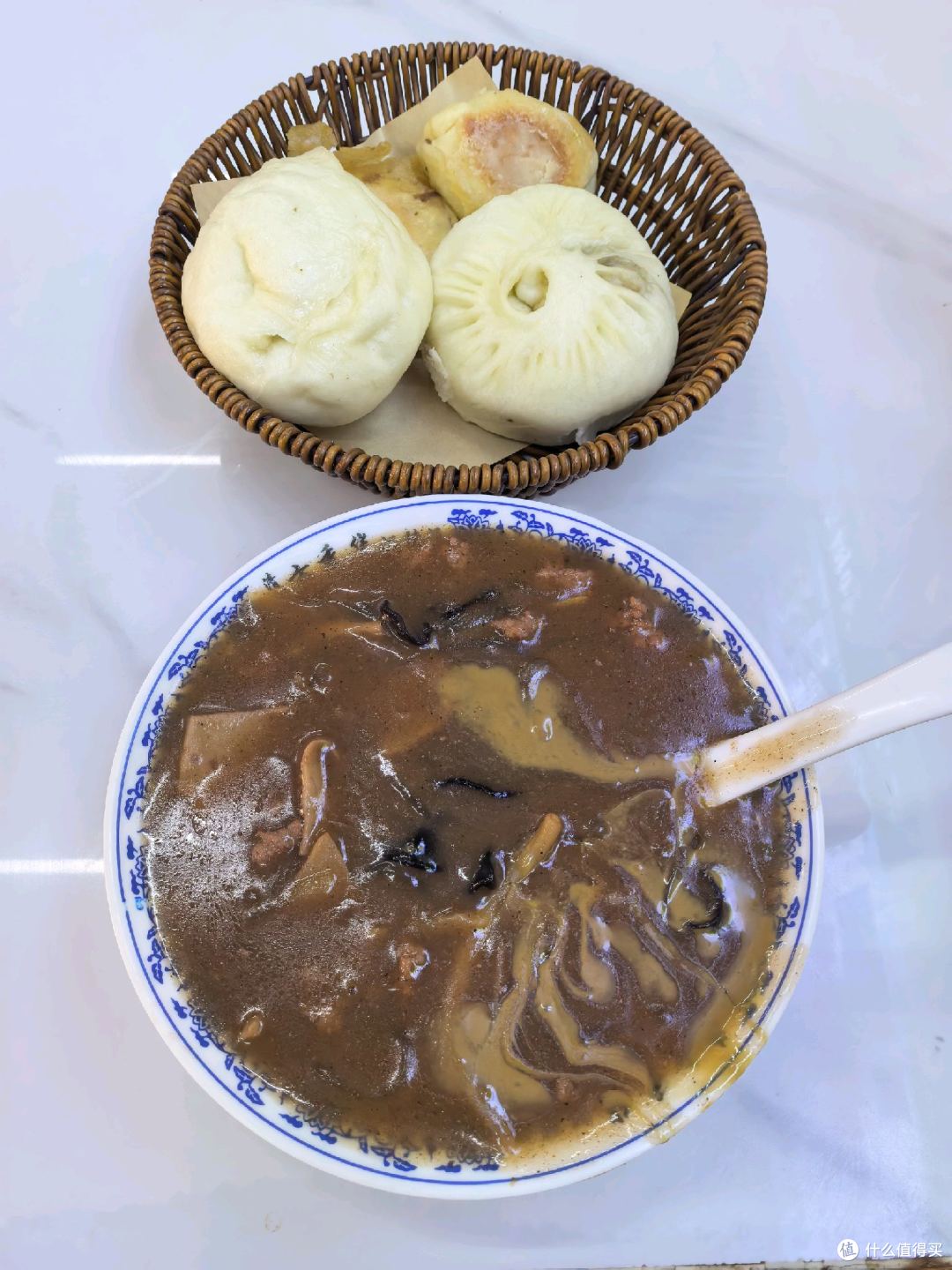 汤都郑州的都市传说:“谁说女子不如男”的方秀华和周老大胡辣汤
