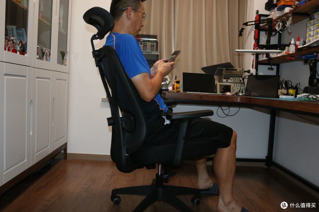 平价久坐护腰神器:夏草木FIT CC办公椅实测