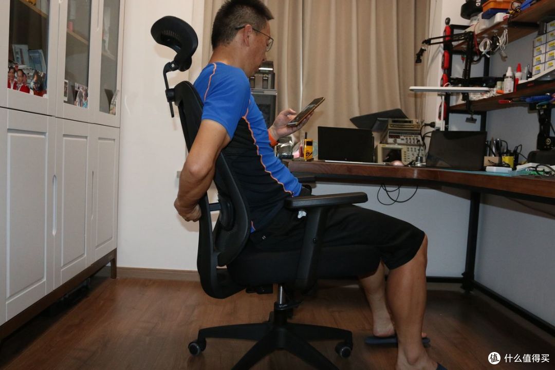 平价久坐护腰神器:夏草木FIT CC办公椅实测
