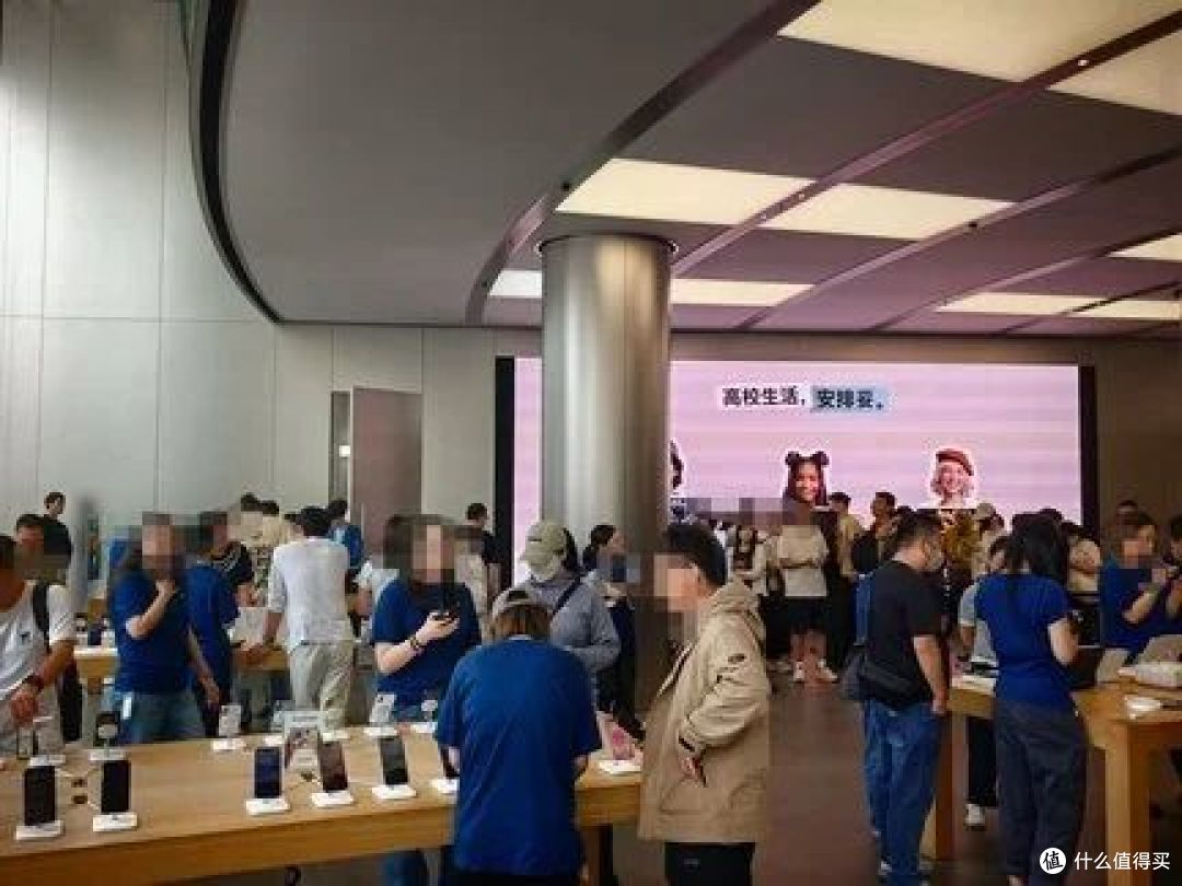 iPhone 18 Pro首发就破发,黄牛都不敢收,问题出在哪?