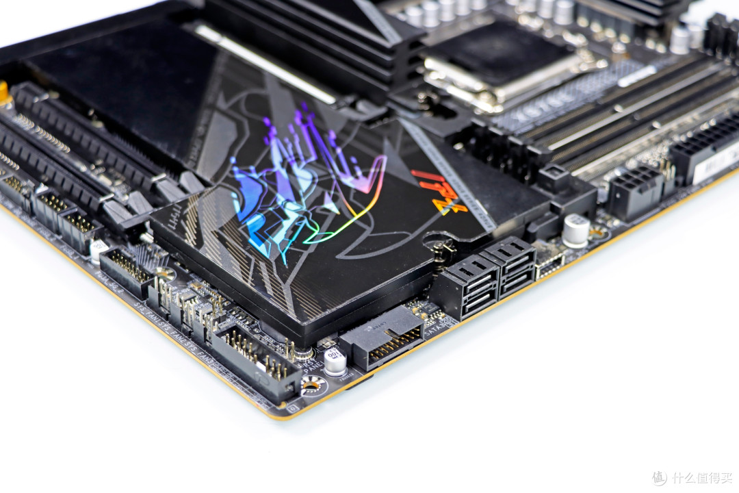 存储涨上天?别怕!用 9800X3D + 技嘉 X870E AORUS PRO X3D