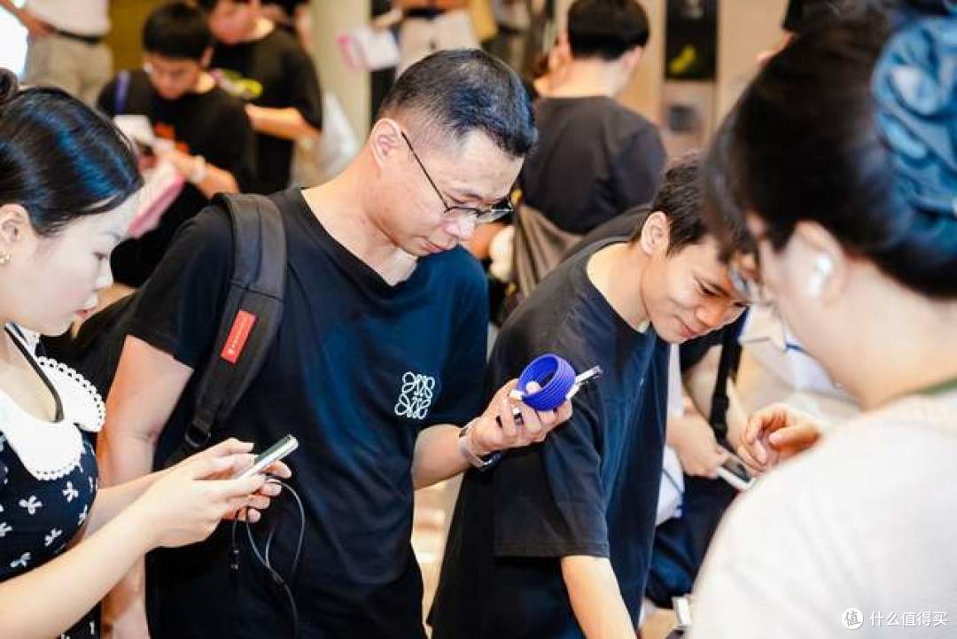 从快充到高速传输,2026深圳充电嘉年华数据线品牌专区亮相