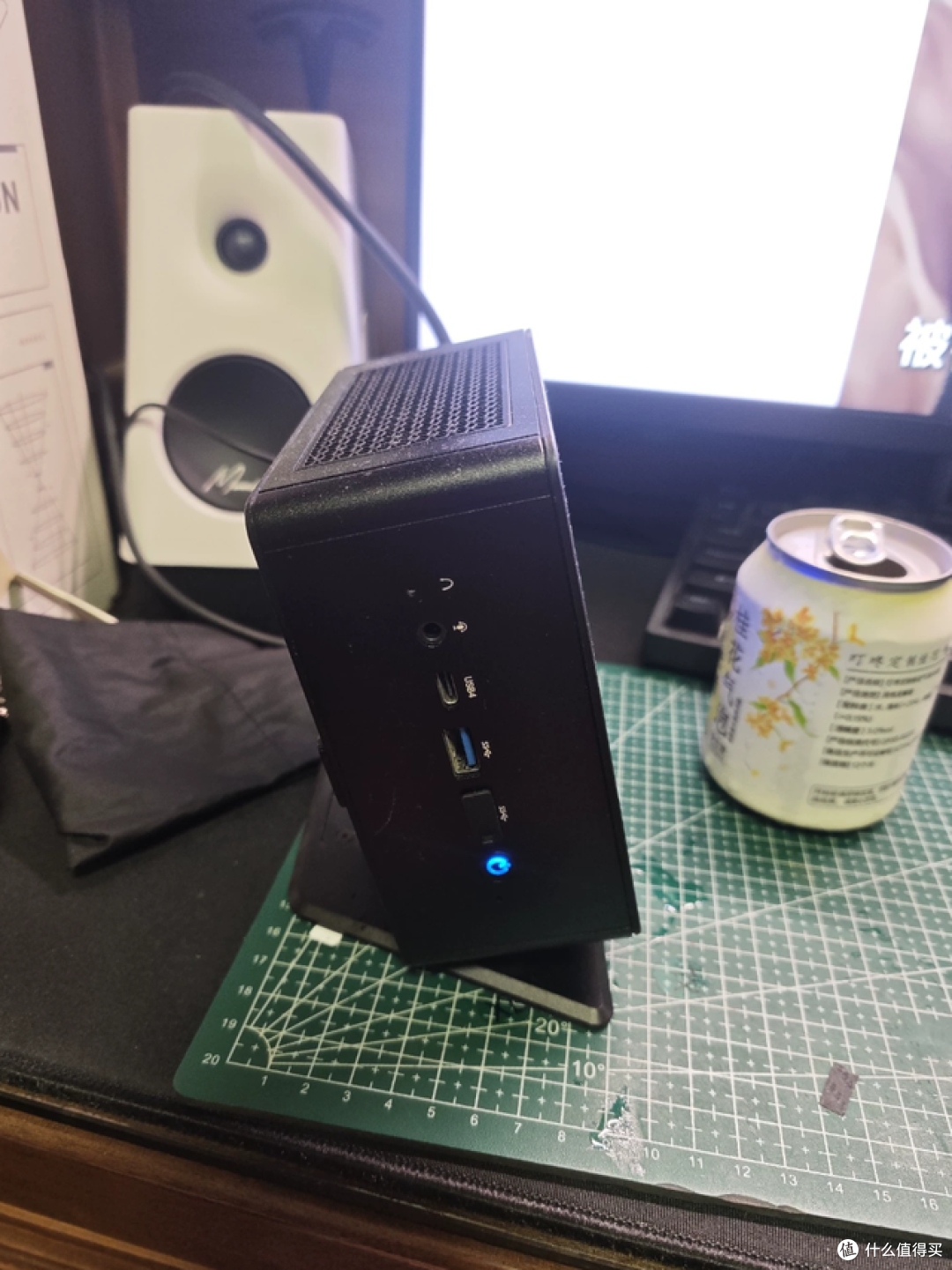 二手鱼塘惊现低价铭凡7840HS小主机!准系统仅1479元能冲吗?