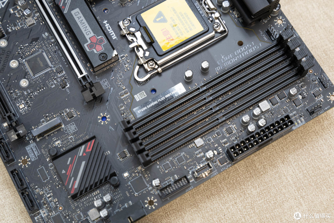 D4 MATX游戏主板再升级,微星B760M GAMING PLUS WIFI DDR4 II