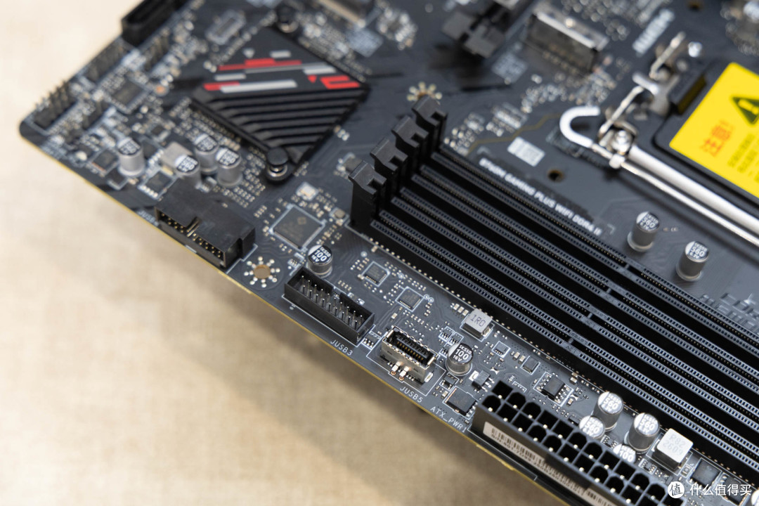 D4 MATX游戏主板再升级,微星B760M GAMING PLUS WIFI DDR4 II