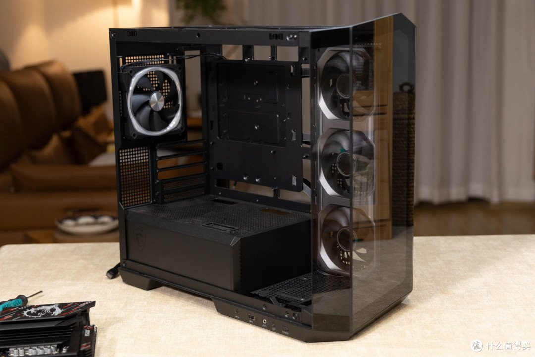 D4 MATX游戏主板再升级,微星B760M GAMING PLUS WIFI DDR4 II