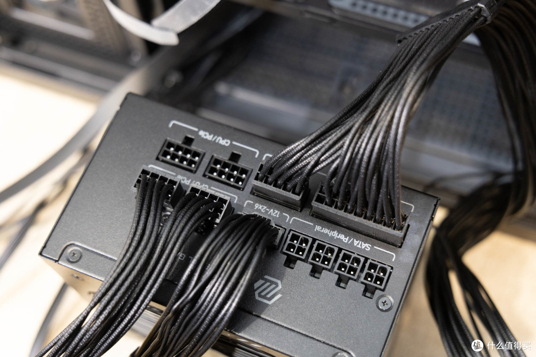 D4 MATX游戏主板再升级,微星B760M GAMING PLUS WIFI DDR4 II