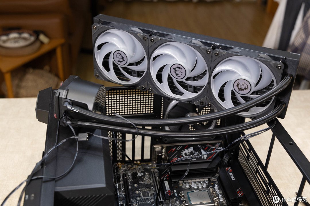 D4 MATX游戏主板再升级,微星B760M GAMING PLUS WIFI DDR4 II