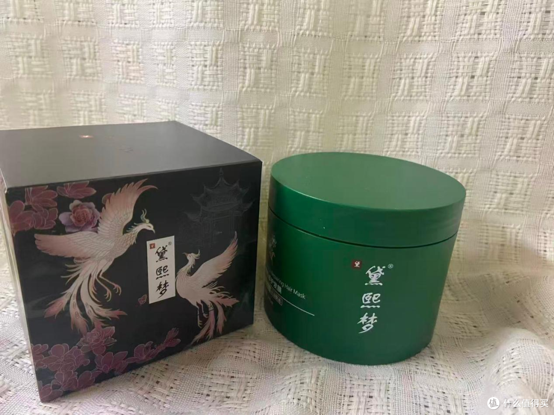 烫染三次头发枯成草?受损发膜实测:补对角蛋白比频繁倒膜管用