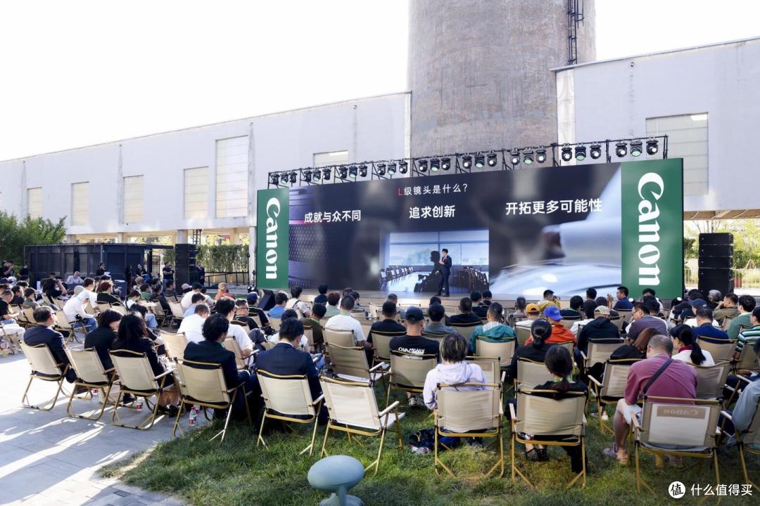 从EF到RF,佳能镜头八十年的光学深耕