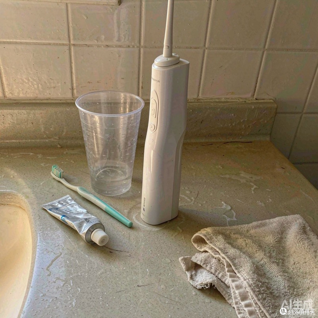 百元和六百的冲牙器差在哪?用了两年,我说三点实话