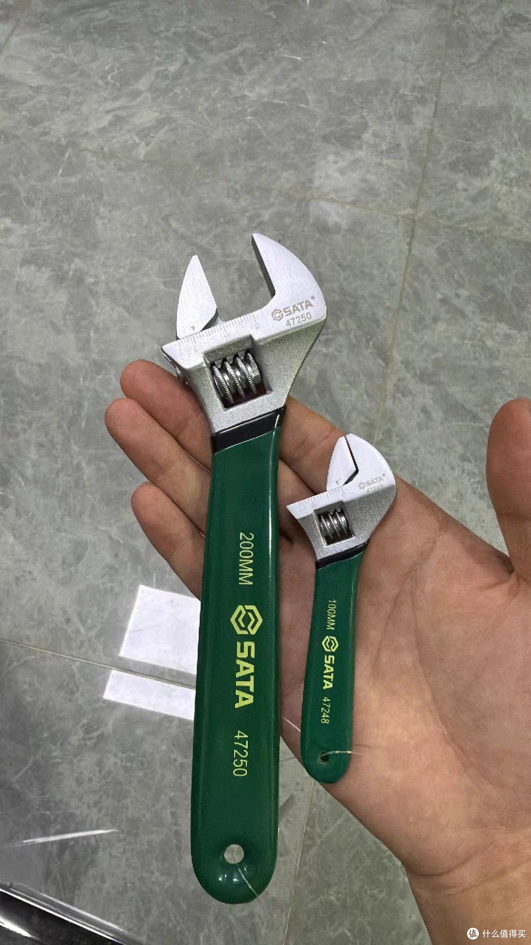 从修电脑到装家具,这6样工具让我省了上千块维修费