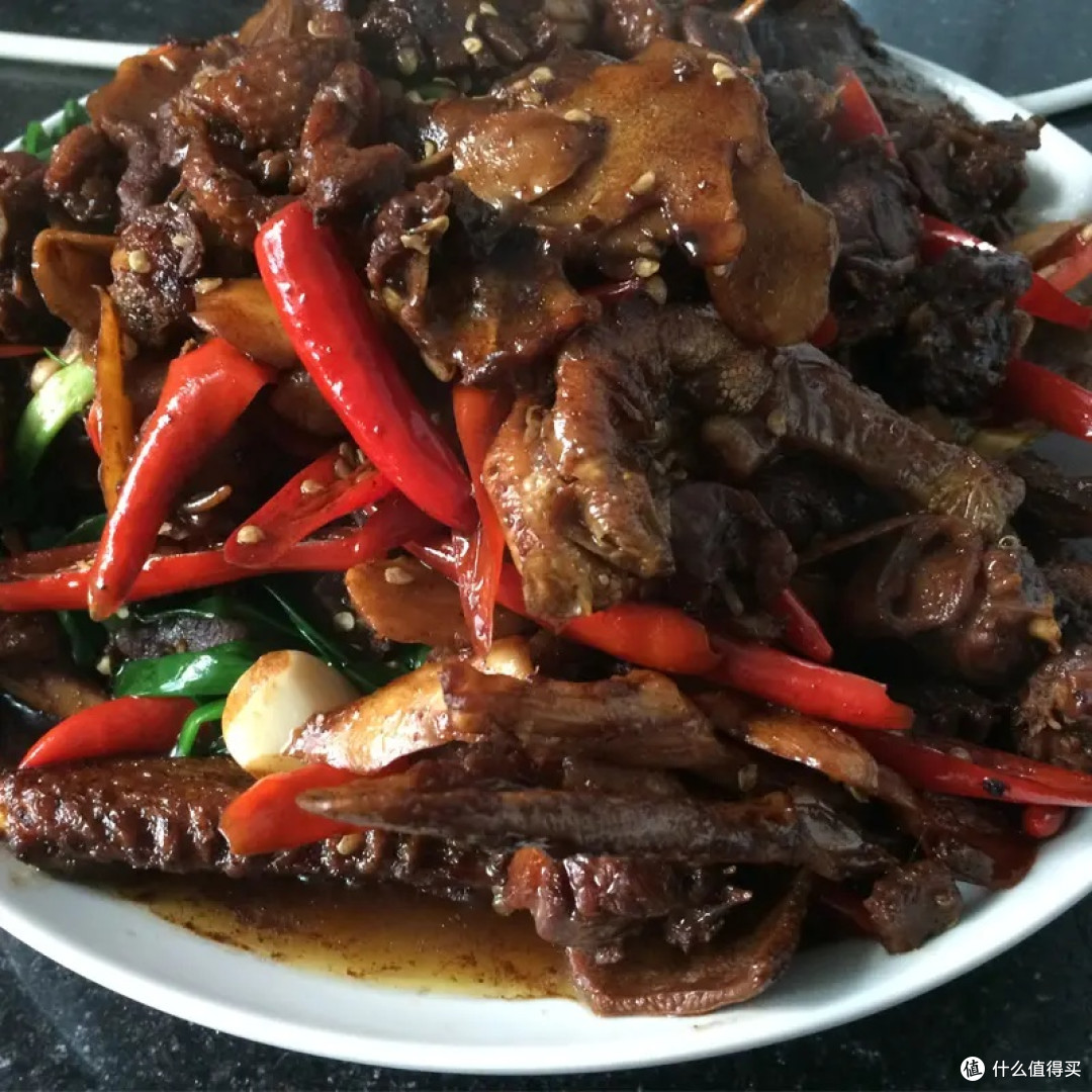 洪江血粑鸭：古商城里，一鸭藏双味