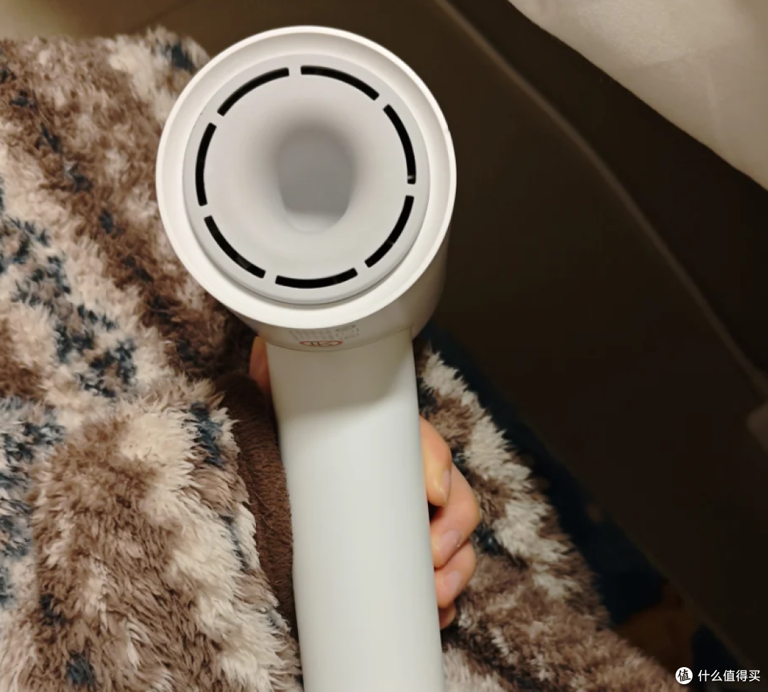 负离子吹风机和普通吹风机有什么区别?看懂原理再决定值不值得买
