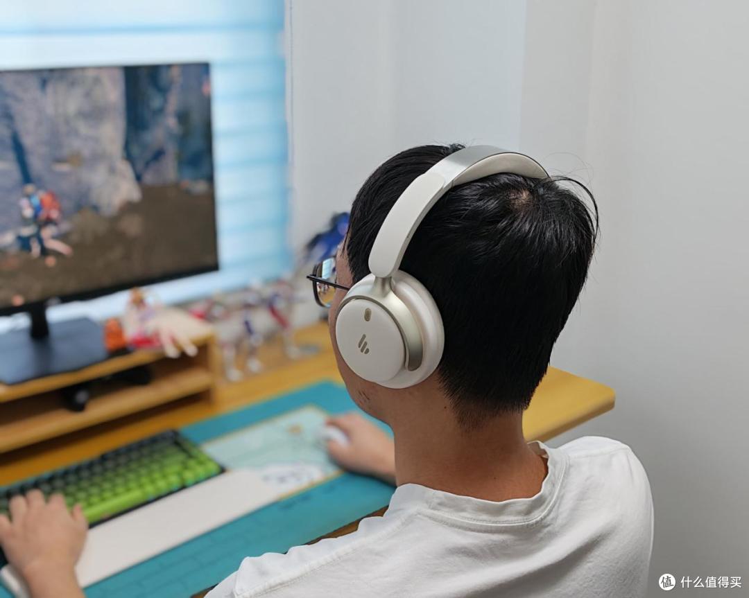 不夹头、降噪狠,漫步者Fit900NB Turbo头戴耳机值得入吗?